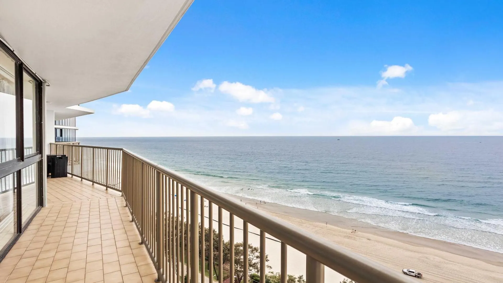18Th Floor Ocean Views At Imperial Surf - Hosted By Coastal Letting Co. Apartamento Surfers Paradise
